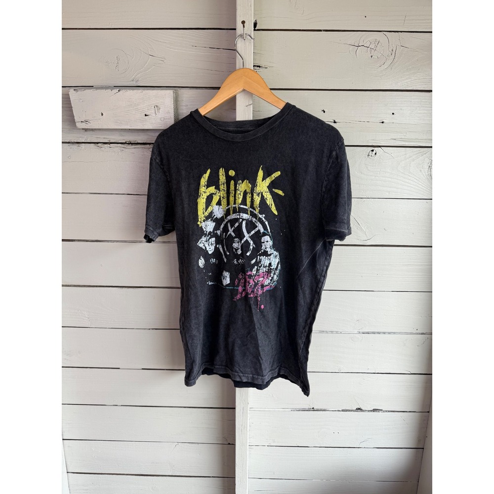 Blink-182 Graphic T-Shirt Acid Wash Charcoal Grey Pop Punk Band Tee Mens Medium